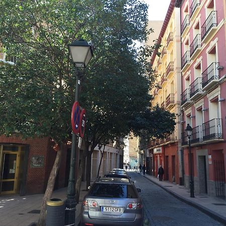 Apartamentos Auhabitat Zaragoza, Edificio De Apartamentos Turisticos Eksteriør bilde