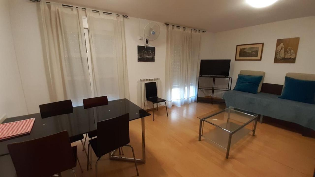 Apartamentos Auhabitat Zaragoza, Edificio De Apartamentos Turisticos Eksteriør bilde