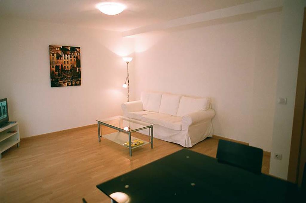 Apartamentos Auhabitat Zaragoza, Edificio De Apartamentos Turisticos Rom bilde