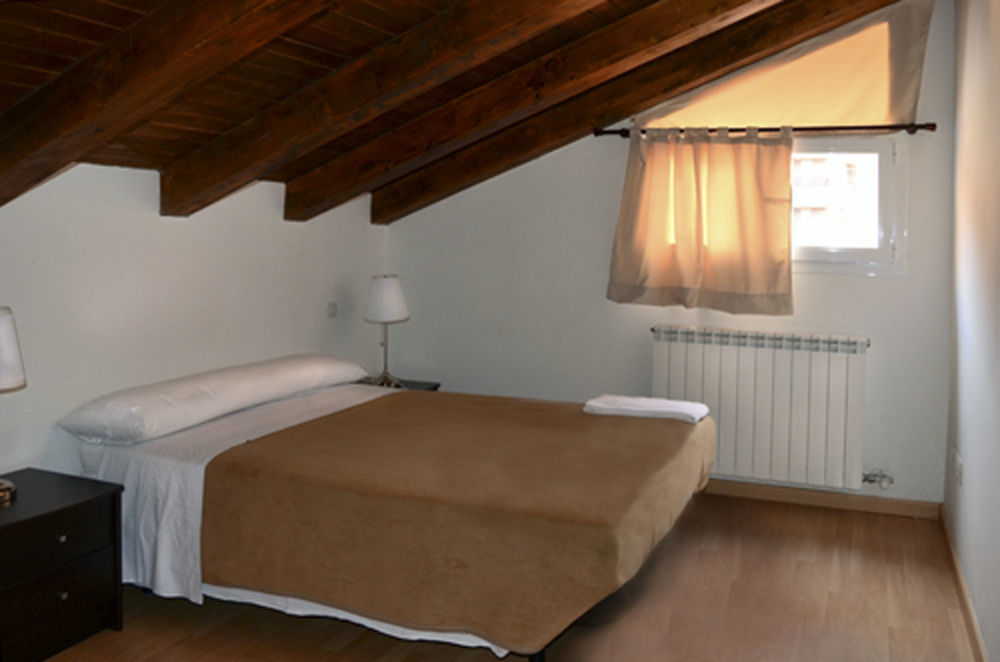 Apartamentos Auhabitat Zaragoza, Edificio De Apartamentos Turisticos Eksteriør bilde