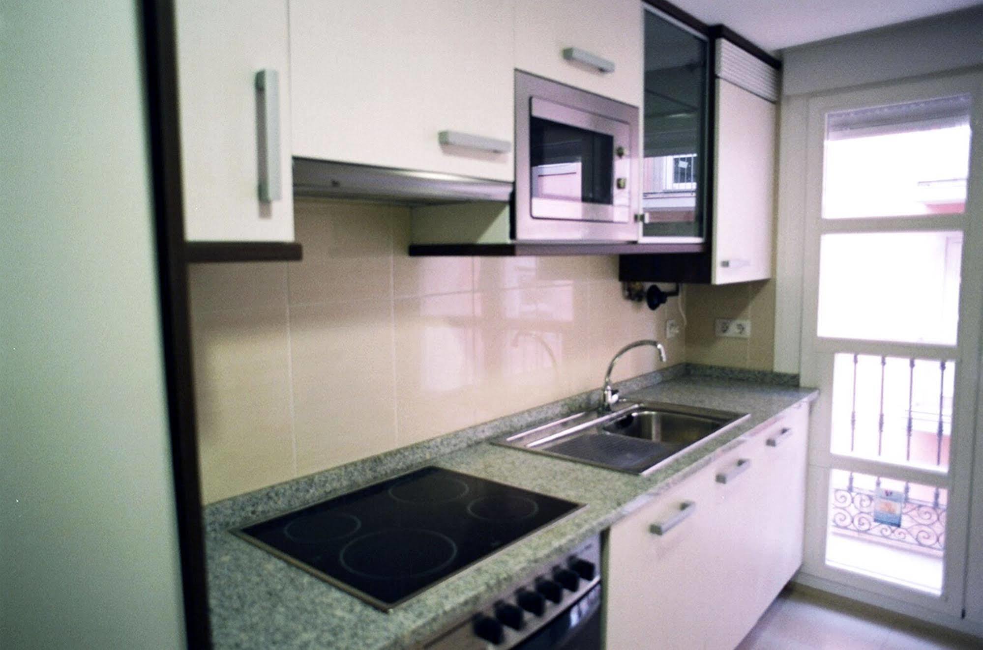 Apartamentos Auhabitat Zaragoza, Edificio De Apartamentos Turisticos Eksteriør bilde
